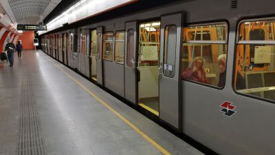 Metro: Underground / Subway Line U3 Vienna © echonet.at / rv