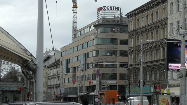 Buldings along the U6 Station Burggasse / Stadthalle in Vienna © echonet.at / rv