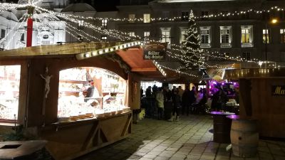 Christmas Market »Am Hof«, Market Stall in Vienna © echonet.at / rv