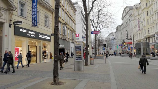 Mariahilfer Street Shopping-Boulevard in Vienna © echonet.at / rv
